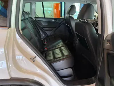 VW Tiguan 1.4 TSI R-Line — SUV compact fiable, sans sinistre, 165'000 km — Miniature 15