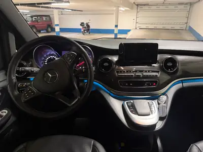 Mercedes-Benz V 250 d Trend — Monospace 7 places, diesel efficace et spacieux — détail