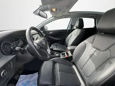 Opel Grandland X 1.2i TP Ultimate — SUV polyvalent, 45 000 km, sans sinistre — Miniature 9