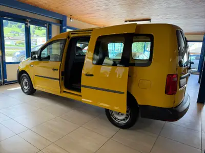 VW Caddy Max 2.0 TDI 4x4 — Utilitaire robuste, 4 roues motrices, 63 000 km — Miniature 10