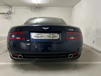 Aston Martin DB9 — Coupé sportif britannique d'exception, 28'500 km — detail