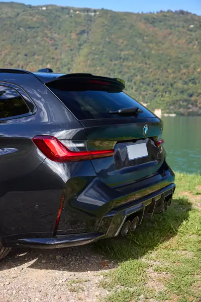 BMW M3 Competition Touring xDrive — Break sportif 510 ch, équipement premium complet — Heckansicht