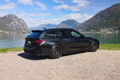 BMW M3 Competition Touring xDrive — Break sportif 510 ch, équipement premium complet — Seitenansicht