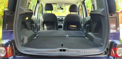 Citroën C3 Picasso 1.6 VTi Exclusive — Monospace convivial, bien équipé, 85 000 km — Miniature 8