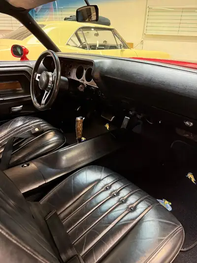 Dodge Challenger R/T 440 SixPack 1971 — Muscle-car mythique, chef-d'œuvre collector — Miniature 7