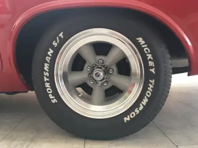 Dodge Challenger R/T 440 SixPack 1971 — Muscle-car mythique, chef-d'œuvre collector — Miniature 12