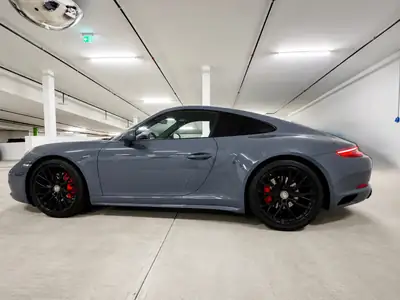 Porsche 911 Carrera 4 PDK 2016 — Coupé sportif 370 ch, transmission intégrale — vue extérieure