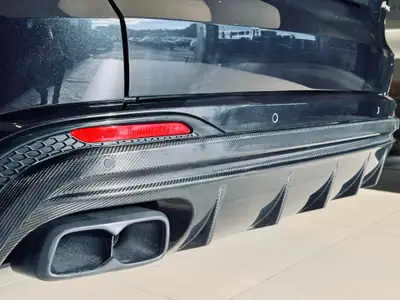 Maserati Grecale 3.0 Trofeo — SUV sportif haute performance, modèle 2027 neuf — Miniatur 9