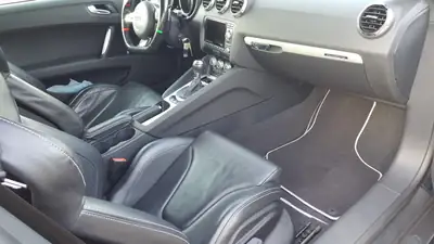 Audi TT RS Coupé 2.5 TFSI — Sportive iconique, 340 ch et seulement 4000 km — dashboard