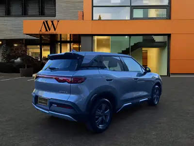 BYD Atto 2 DM-i Active — SUV hybride rechargeable, 100 km, équipements premium — détail