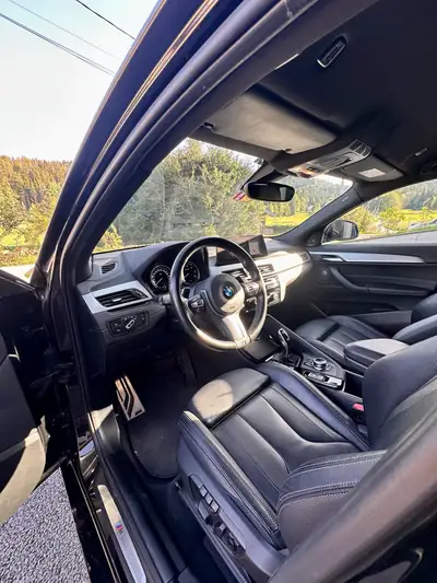 BMW X2 25d xDrive — SUV compact diesel performant, 163'000 km — fianco