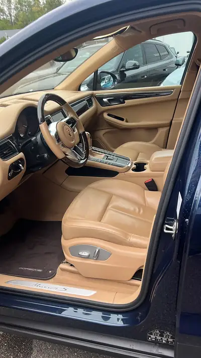 Porsche Macan S Diesel 3.0 V6 — SUV premium, 107'000 km, historique complet AMAG — interni