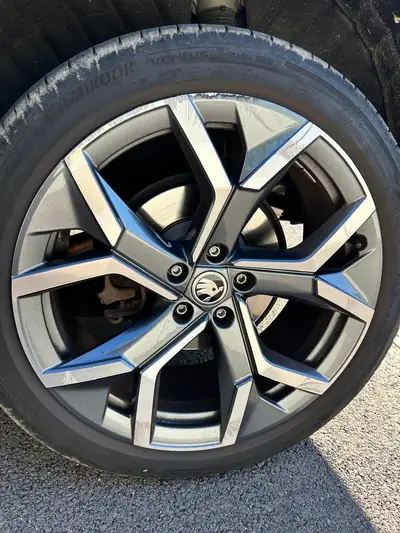 Škoda Kodiaq 1.5 TSI mHEV — SUV 7 places hybride essence, 46 500 km — Miniatur 8