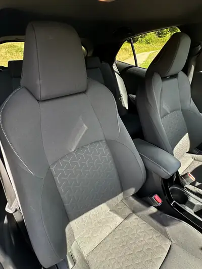 Toyota Corolla 2.0 HSD Style 2019 — Berline hybride économique, 75'000 km — Miniatura 12