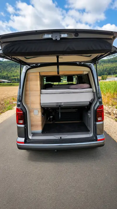 VW T6 2.0 TDI 150 Ocean Last Edition — Camping-car premium, 60'000 km seulement — tableau de bord