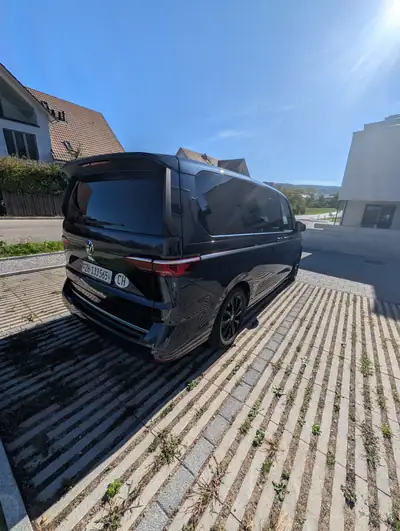 VW T7 Multivan 2.0 TDI Style DSG — Monospace 7 places, équipement premium, faible kilométrage — Detail