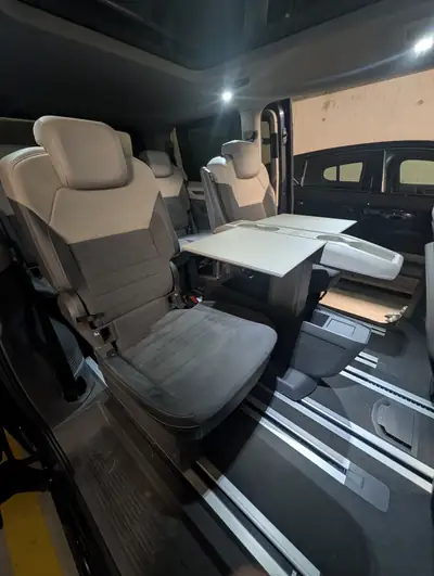 VW T7 Multivan 2.0 TDI Style DSG — Monospace 7 places, équipement premium, faible kilométrage — Miniatur 8