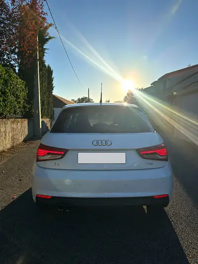 Audi A1 1.4 TFSI COD — Citadine dynamique, 105 000 km, entretien maîtrisé — arrière