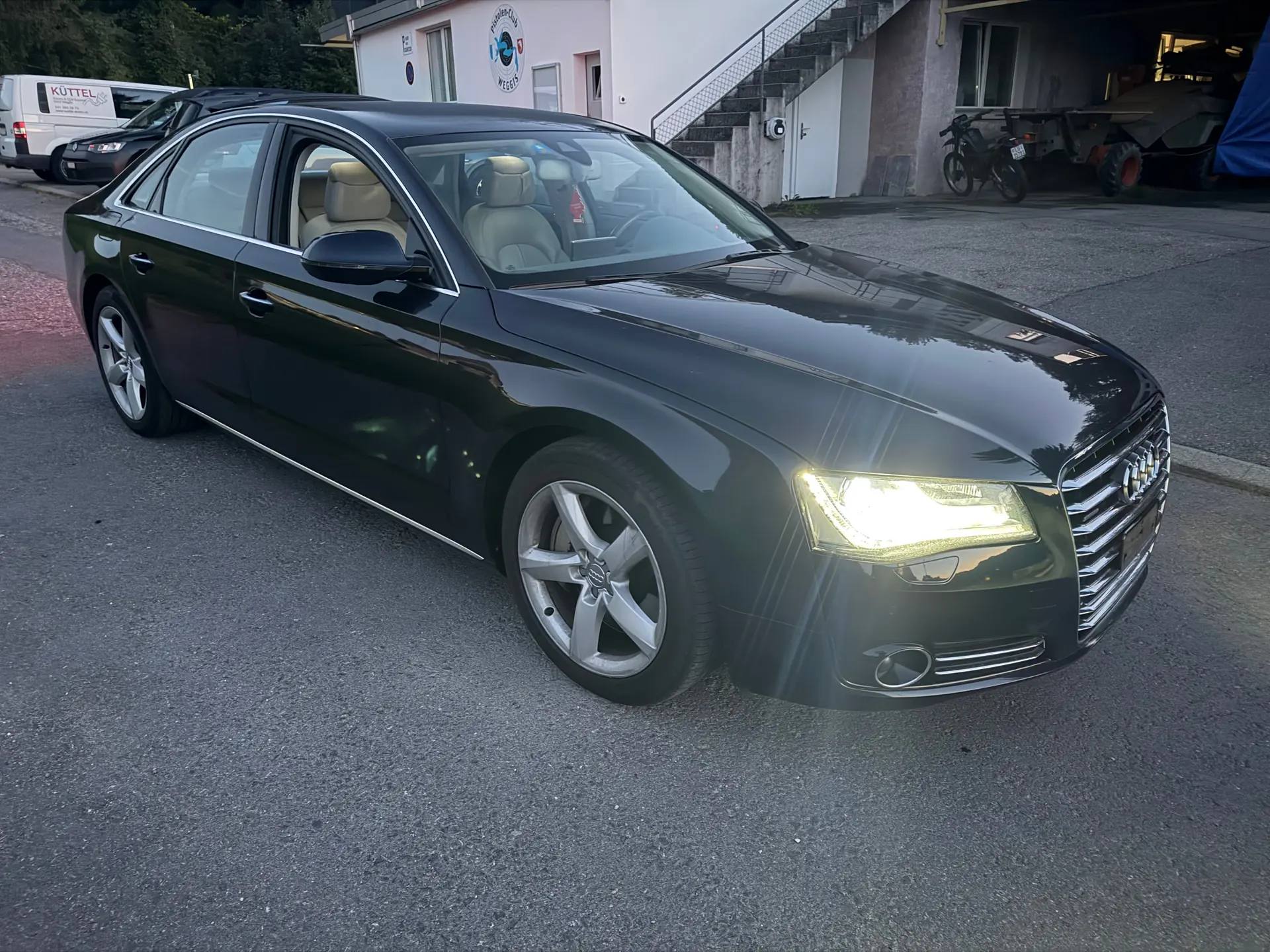 Audi A8 2012 occasion Baar — 2