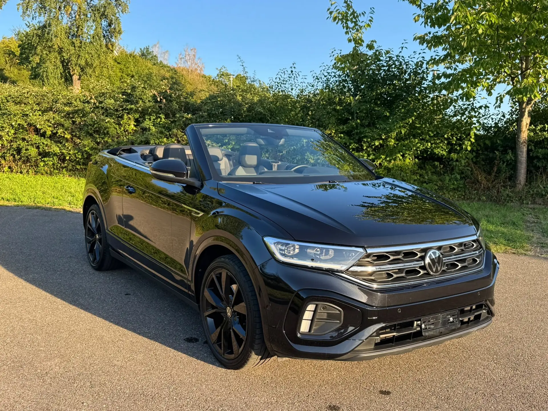 VW T-ROC 1.5 TSI R-Line — Cabriolet compact dynamique, 43 100 km seulement