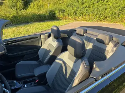 VW T-ROC 1.5 TSI R-Line — Cabriolet compact dynamique, 43 100 km seulement — détail