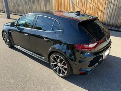 Renault Megane 1.8 T RS Trophy EDC — 300 ch de pure performance sportive — arrière