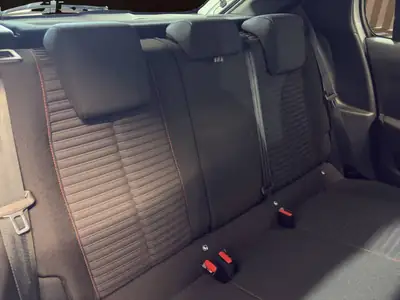 Peugeot 208 Elektrik Active Pack — Citadine électrique dynamique, 71 000 km — Miniatur 8