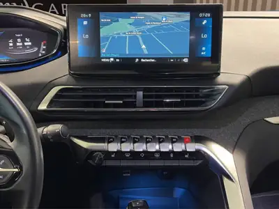 Peugeot 3008 1.2 PureTech Allure Pack — SUV urbain dynamique, 60'000 km seulement — Detail