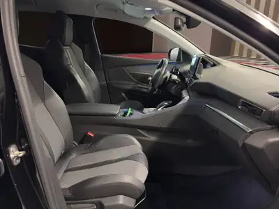 Peugeot 3008 1.2 PureTech Allure Pack — SUV urbain dynamique, 60'000 km seulement — Miniatur 8