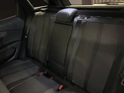 Peugeot 3008 1.2 PureTech Allure Pack — SUV urbain dynamique, 60'000 km seulement — Miniatur 10