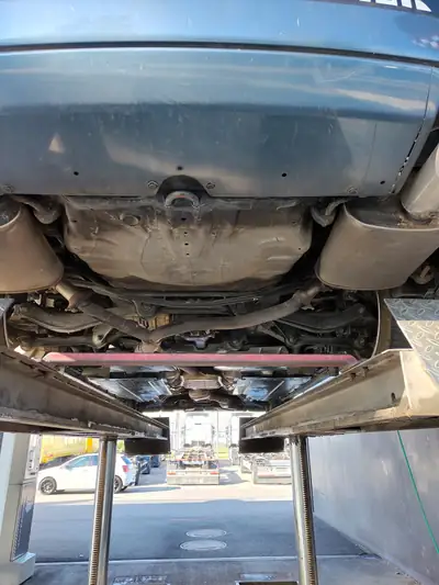 Subaru Legacy 2.0 R Classic — Break fiable, 4 roues motrices, sans sinistre — Miniatura 18