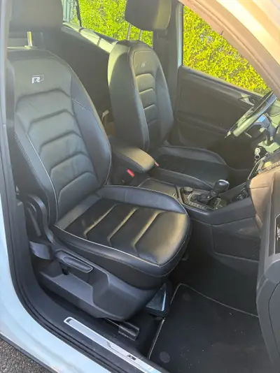 VW Tiguan 2.0D 4Motion — SUV robuste, transmission intégrale, 190 ch — Heckansicht
