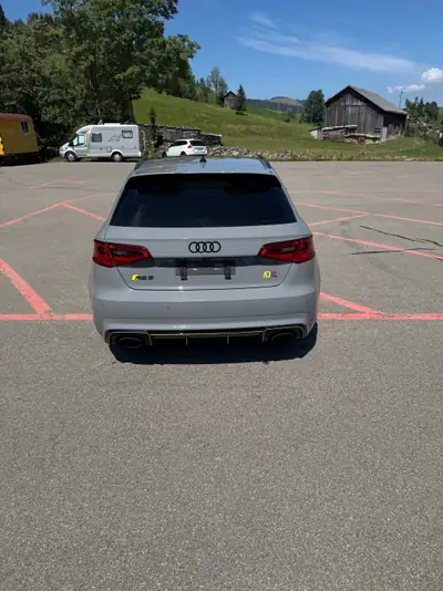 Audi RS3 Sportback — 400 ch, quattro intégral et performante de 2016 — Detail