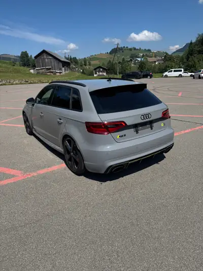 Audi RS3 Sportback — 400 ch, quattro intégral et performante de 2016 — Miniatur 7