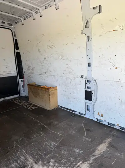 FIAT Ducato 2.3 MJ 150 ch — Utilitaire fiable, 301 000 km, entretien suivi — tableau de bord