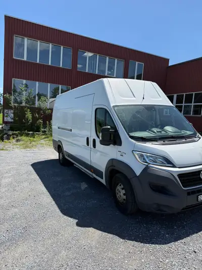 FIAT Ducato 2.3 MJ 150 ch — Utilitaire fiable, 301 000 km, entretien suivi — intérieur