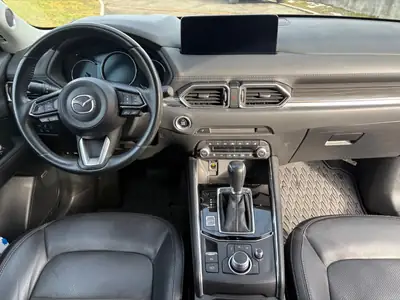 Mazda CX-5 G 194 Revolution AWD — SUV polyvalent, tout-terrain maîtrisé, 94'000 km — arrière