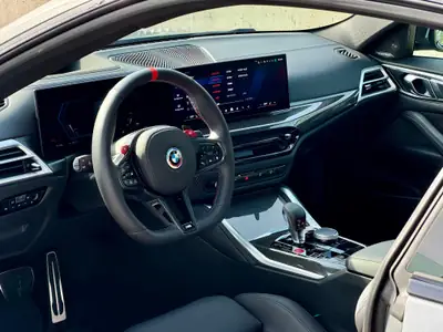 BMW M4 Competition xDrive 2024 — Coupé haute performance, 26'000 km seulement — Miniatura 7
