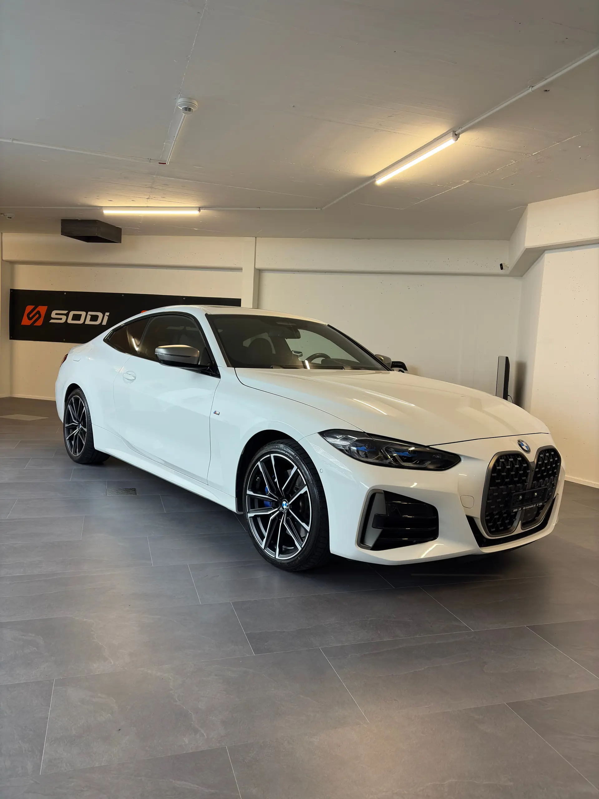 BMW M440i xDrive — Coupé sportif 385 ch, très basse kilométrage