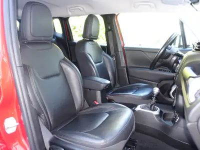 Jeep Renegade 2.0 CRD Limited AWD — SUV compact diesel robuste, 148 000 km — Miniatur 16