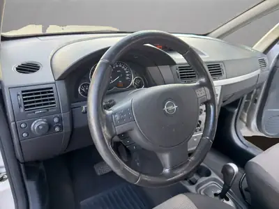 Opel Meriva 1.6i 16V Enjoy — Monospace pratique et économe, sans accident — Miniatur 10