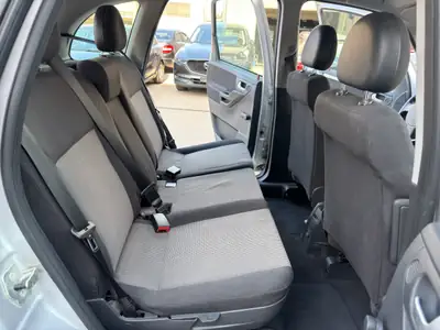 Opel Meriva 1.6i 16V Enjoy — Monospace pratique et économe, sans accident — Miniatur 18