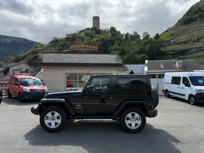 Jeep Wrangler 2.8 CRD Sahara — 4x4 diesel automatique, 79'000 km seulement — vue extérieure