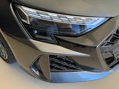 Audi RS3 Sportback 2.5 TSI — 400 ch, Full Carbon, première main suisse — Innenraum