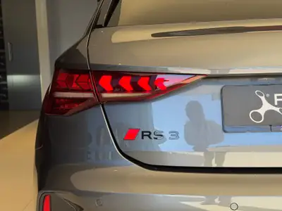 Audi RS3 Sportback 2.5 TSI — 400 ch, Full Carbon, première main suisse — Miniatur 11