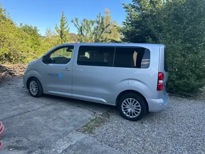 Peugeot Traveller 2.0 BlueHDi Business — Monospace 9 places, faible kilométrage — vue extérieure