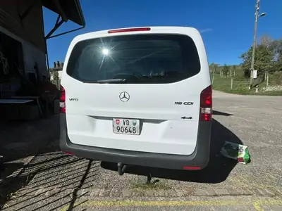 Mercedes-Benz Vito 116 GTI 4×4 — Fourgon polyvalent diesel, traction intégrale — arrière