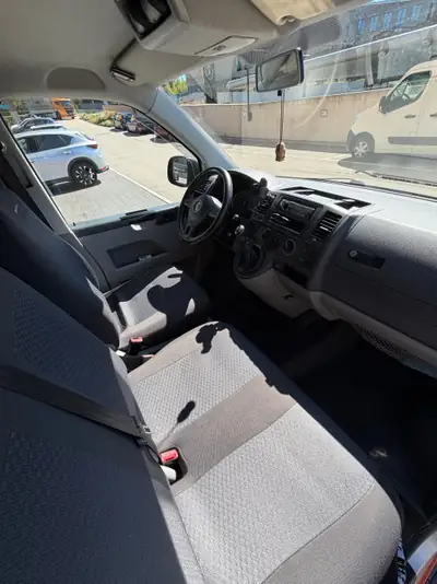 VW T5 2.0 TDI — Monospace fiable à faible kilométrage, sans sinistre — Detail