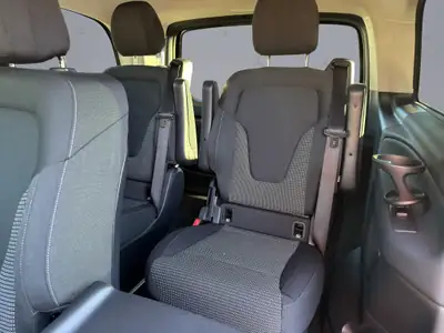 Mercedes-Benz V 250 d Style — Van familial 7 places, diesel efficace et spacieux — Miniatura 11