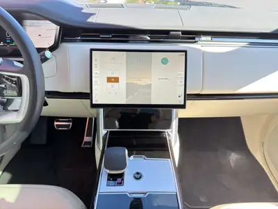 Land Rover Range Rover P460e Si6 PHEV — Luxe hybride rechargeable, 28 100 km seulement — Miniatura 13